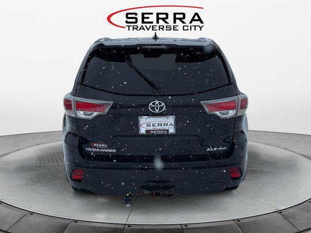 used 2015 Toyota Highlander car, priced at $16,411