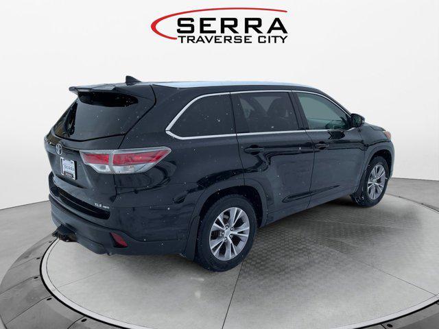 used 2015 Toyota Highlander car, priced at $16,411