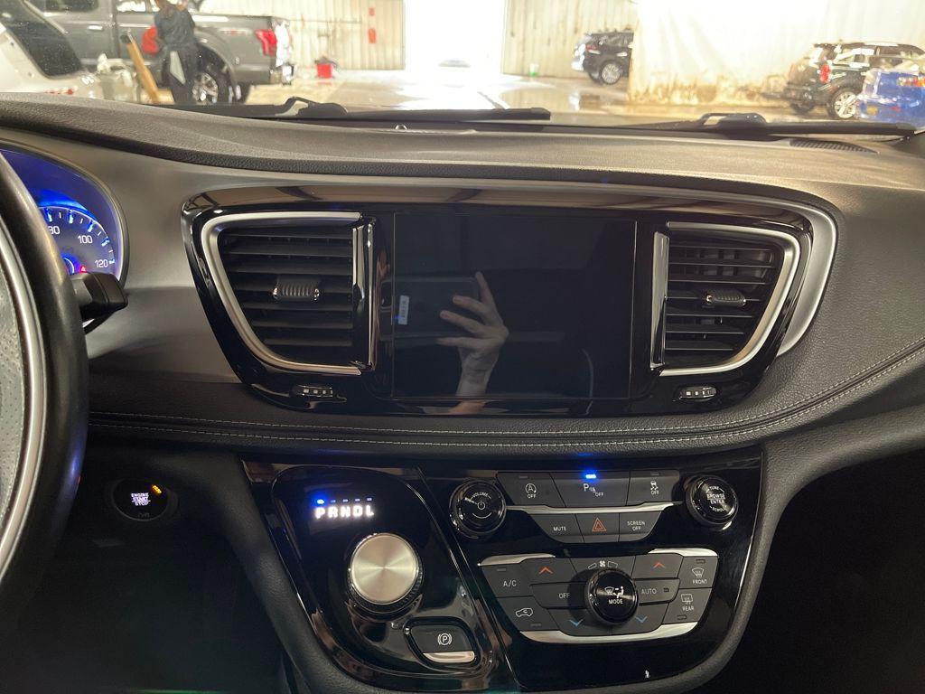 used 2018 Chrysler Pacifica car, priced at $10,911