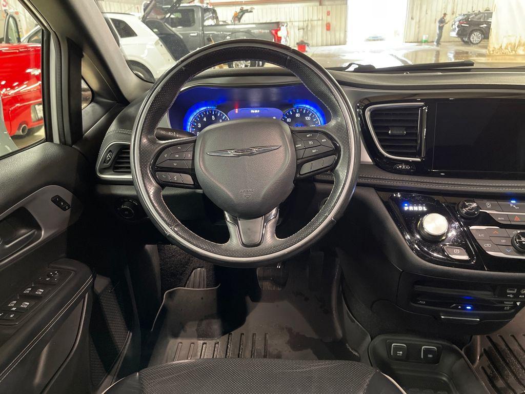 used 2018 Chrysler Pacifica car, priced at $10,911