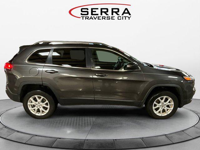 used 2014 Jeep Cherokee car, priced at $5,911