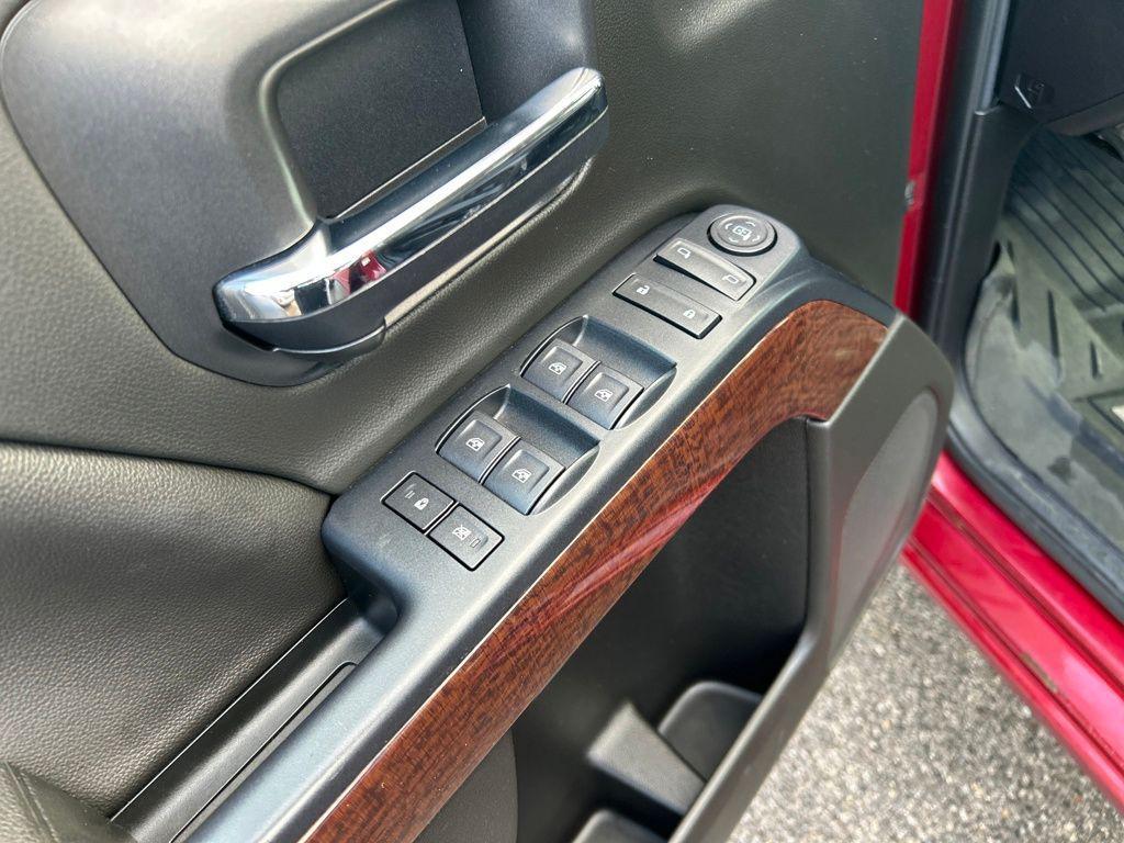 used 2019 GMC Sierra 1500 car, priced at $24,711
