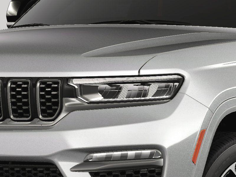 new 2025 Jeep Grand Cherokee car, priced at $60,998