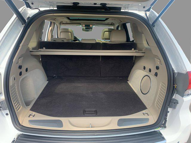 used 2020 Jeep Grand Cherokee car, priced at $31,911