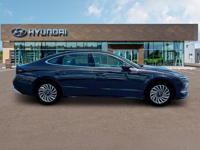 new 2024 Hyundai Sonata Hybrid car, priced at $30,927