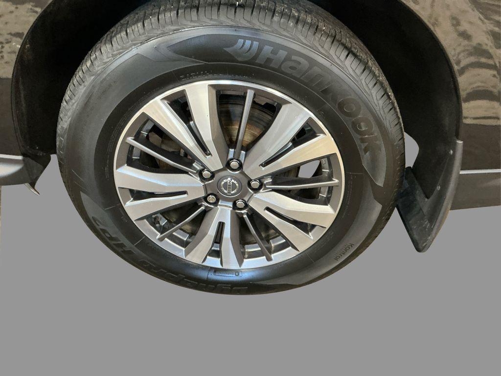 used 2020 Nissan Pathfinder car, priced at $12,255