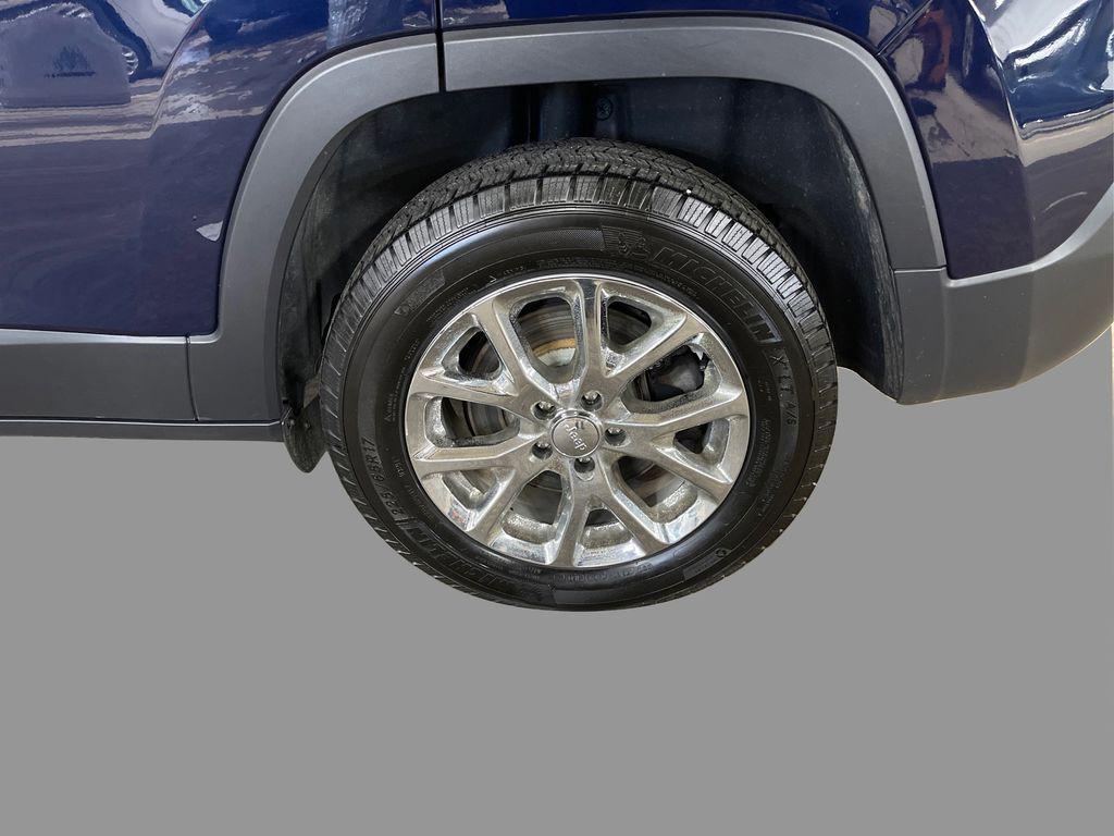 used 2016 Jeep Cherokee car, priced at $12,233