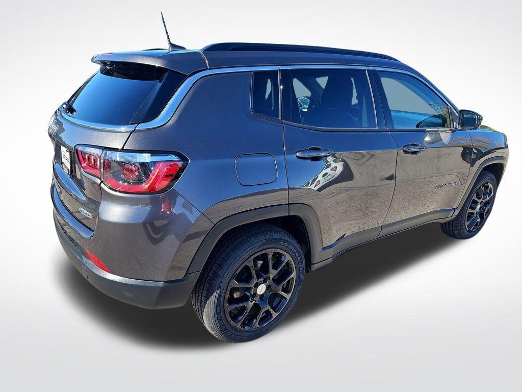 used 2022 Jeep Compass car, priced at $20,911