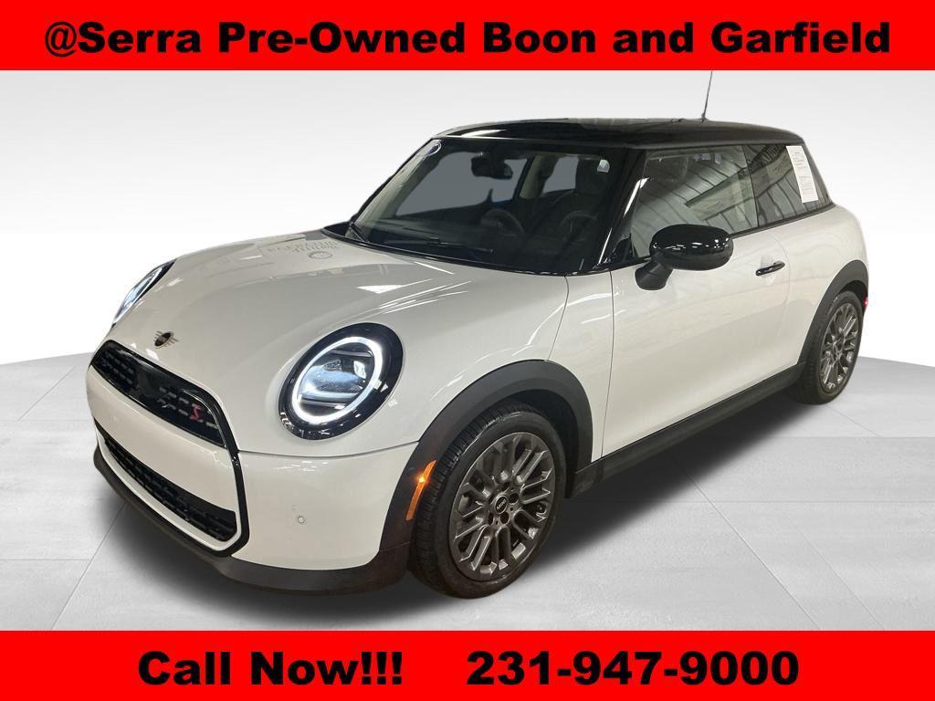 used 2025 MINI Hardtop car, priced at $31,222