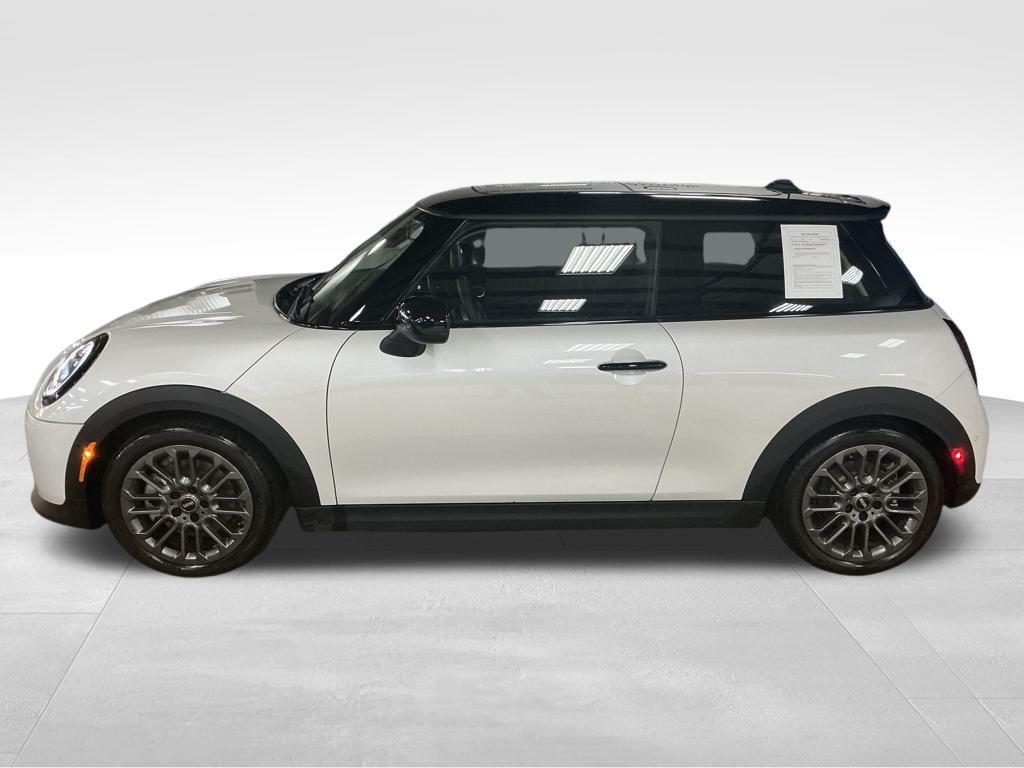 used 2025 MINI Hardtop car, priced at $31,222