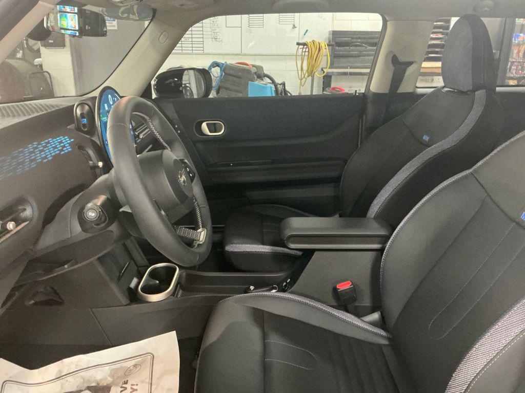 used 2025 MINI Hardtop car, priced at $31,222