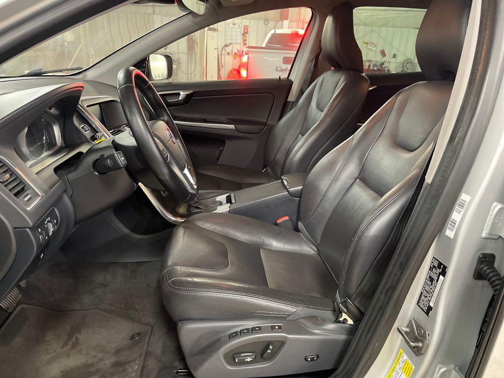 used 2015 Volvo XC60 car, priced at $10,611