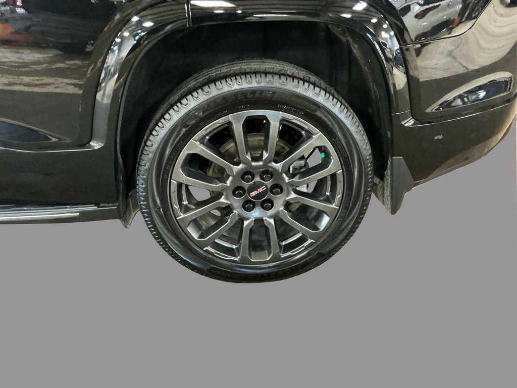 used 2022 GMC Acadia car, priced at $27,655