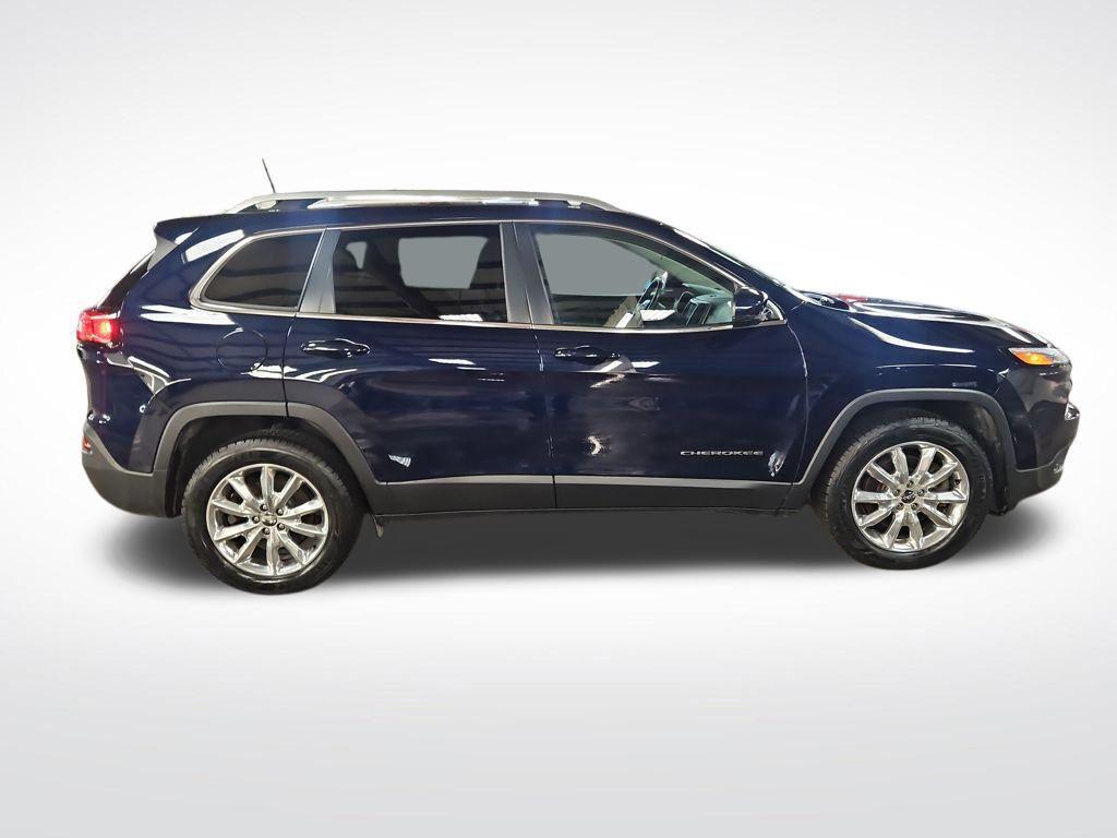 used 2016 Jeep Cherokee car, priced at $12,911