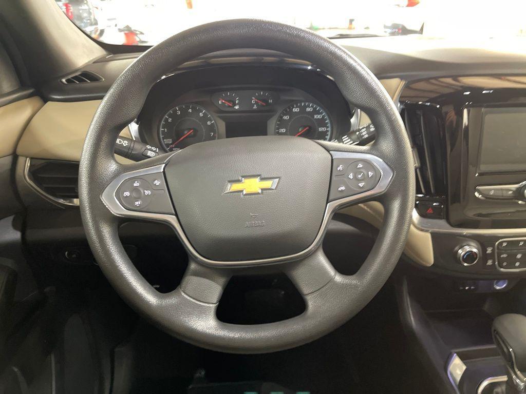 used 2022 Chevrolet Traverse car, priced at $24,511