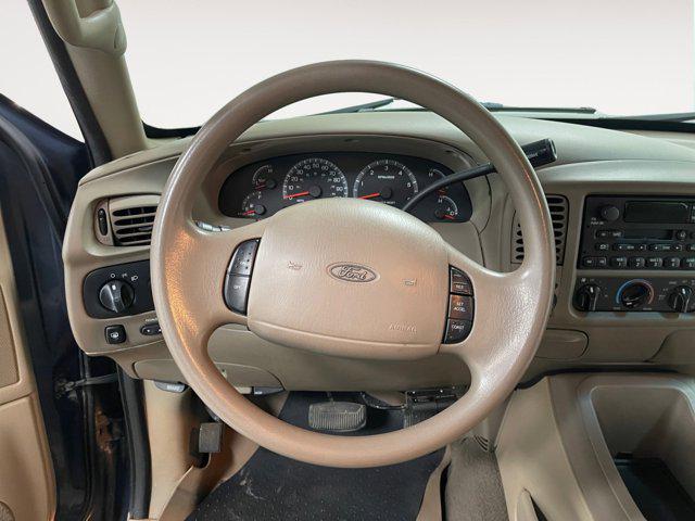 used 2001 Ford Expedition car, priced at $2,322