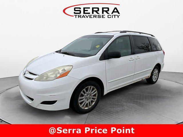 used 2007 Toyota Sienna car, priced at $822