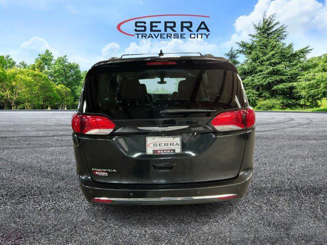 used 2018 Chrysler Pacifica car, priced at $12,112