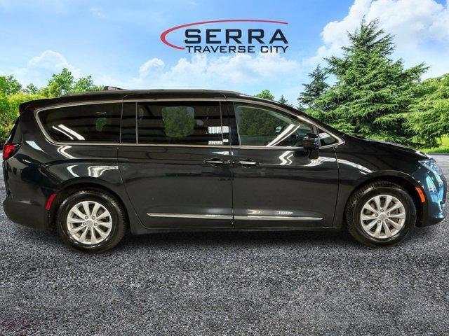 used 2018 Chrysler Pacifica car, priced at $12,112