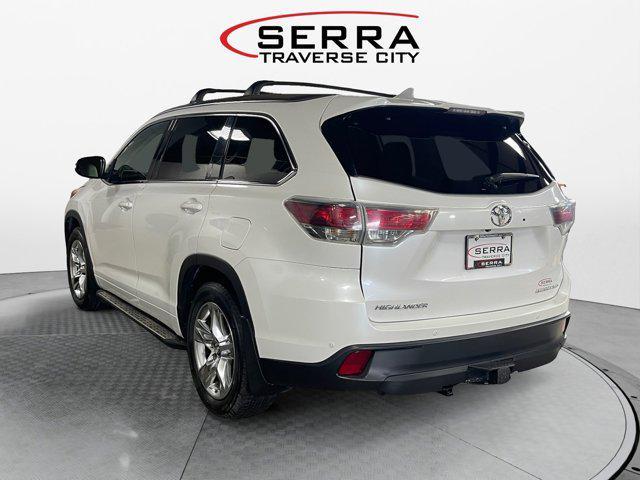 used 2016 Toyota Highlander car, priced at $16,433