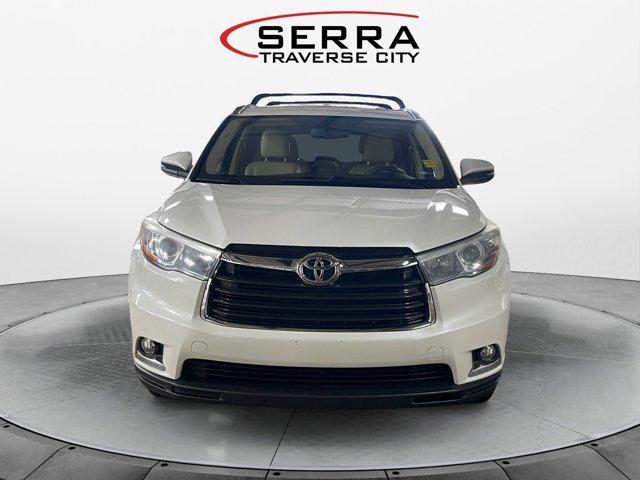 used 2016 Toyota Highlander car, priced at $16,433