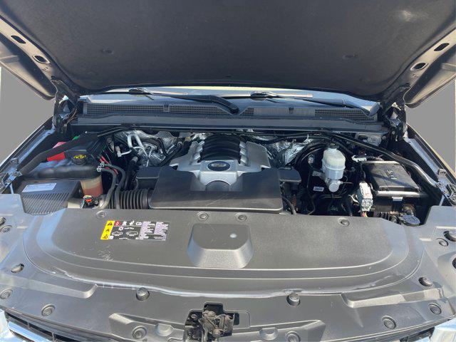 used 2018 Cadillac Escalade ESV car, priced at $31,207