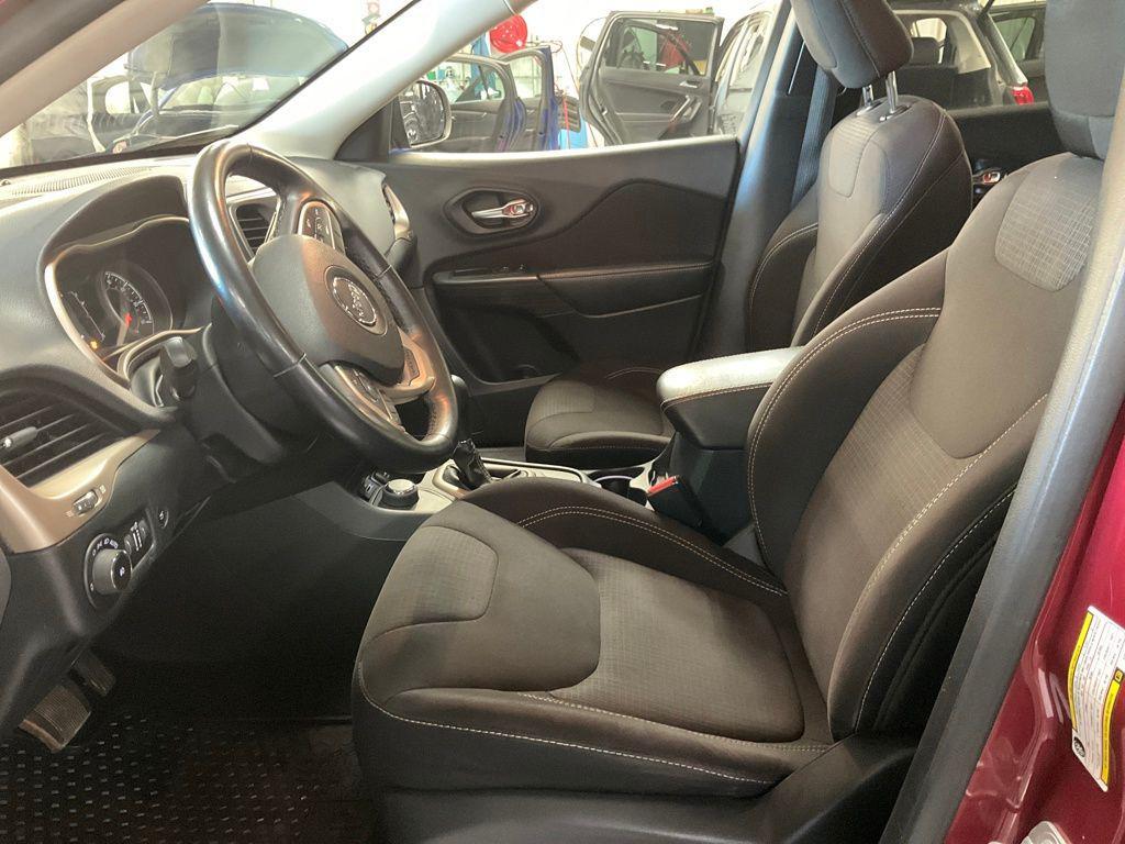 used 2015 Jeep Cherokee car, priced at $7,911