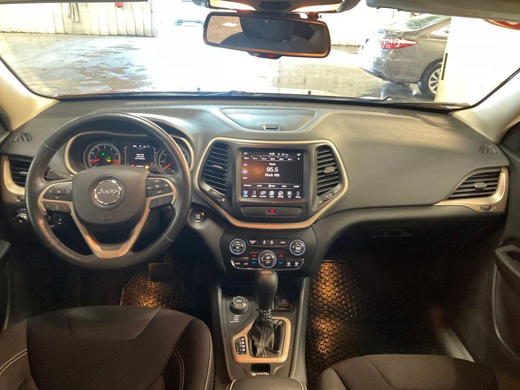used 2015 Jeep Cherokee car, priced at $7,911