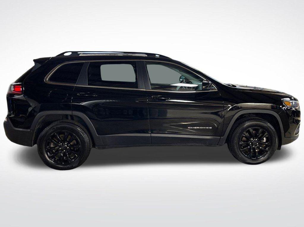 used 2022 Jeep Cherokee car, priced at $21,533