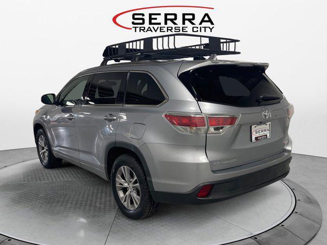 used 2014 Toyota Highlander car, priced at $18,950