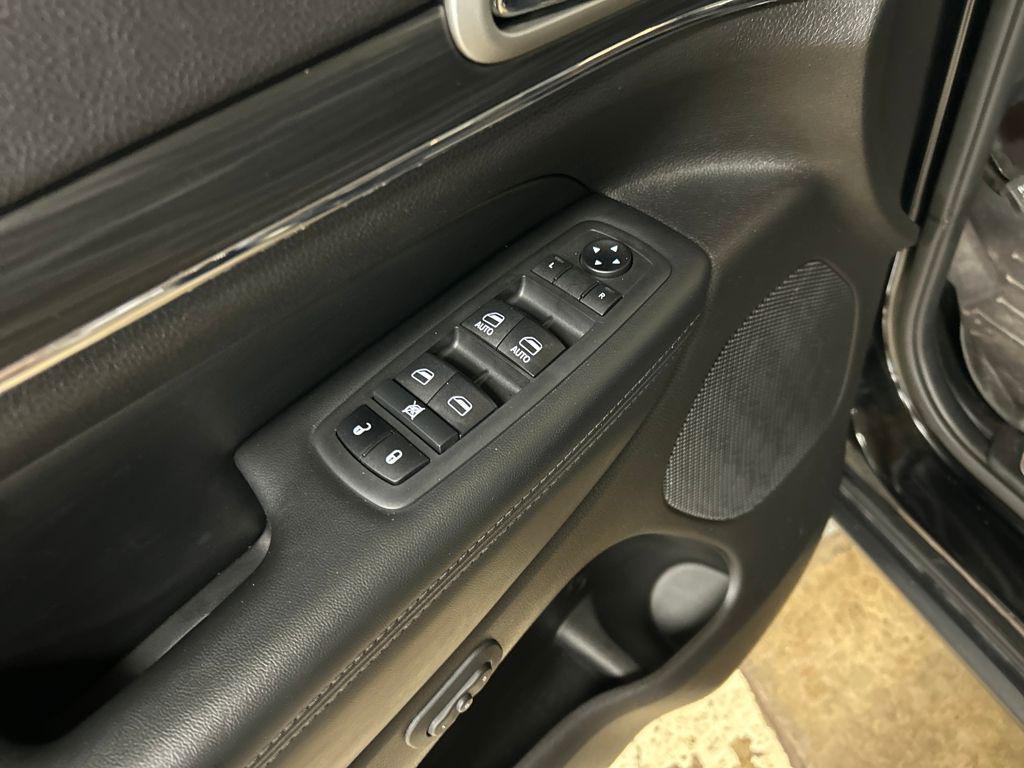 used 2019 Jeep Grand Cherokee car, priced at $23,511