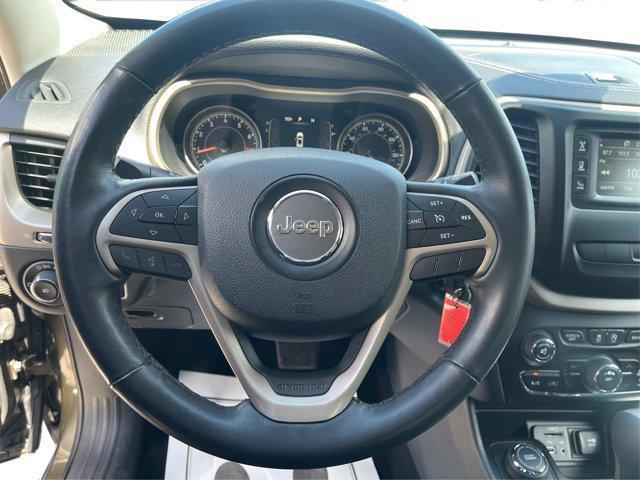 used 2015 Jeep Cherokee car, priced at $10,811