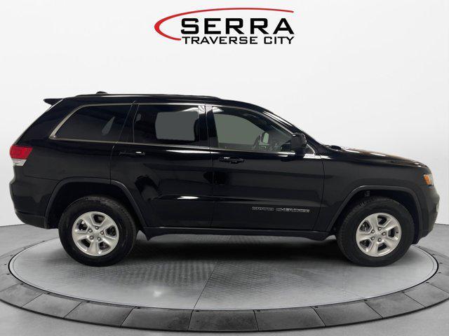 used 2017 Jeep Grand Cherokee car, priced at $18,555