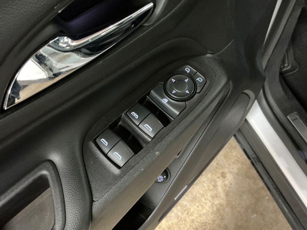 used 2019 Chevrolet Equinox car, priced at $16,922