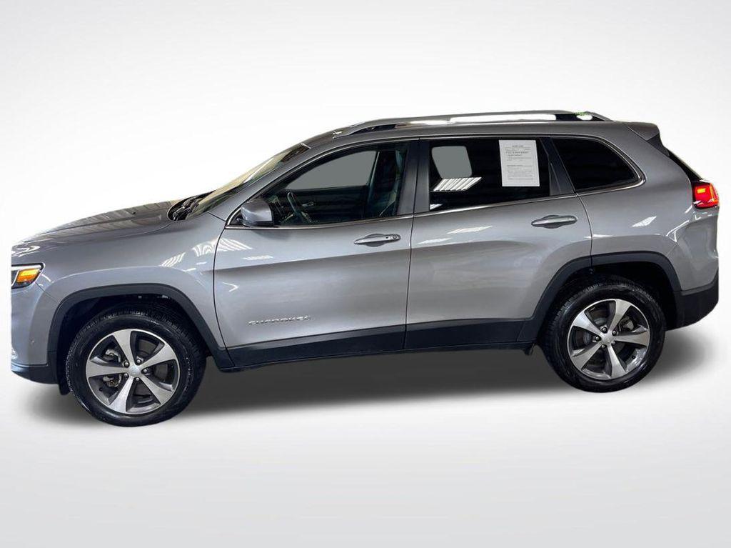 used 2021 Jeep Cherokee car, priced at $23,622