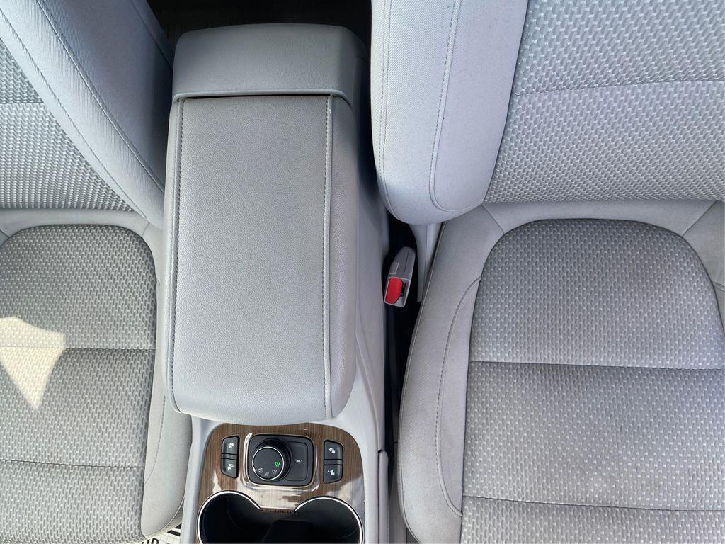 used 2023 GMC Acadia car, priced at $26,999