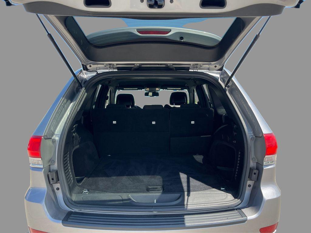 used 2015 Jeep Grand Cherokee car, priced at $8,377