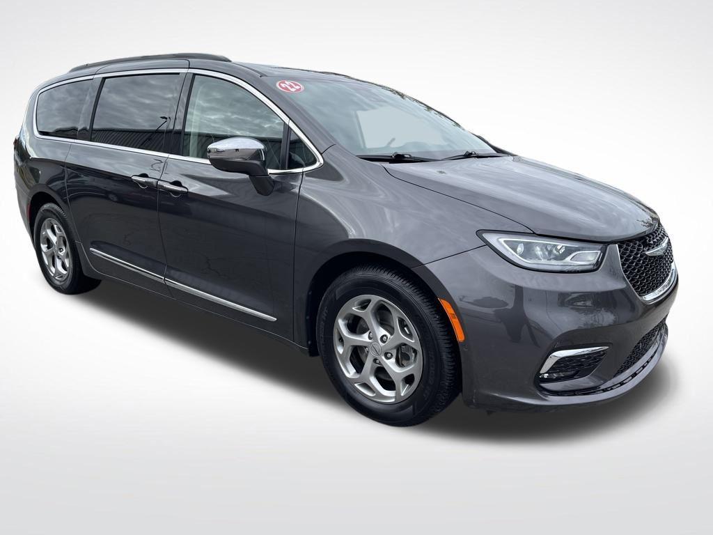 used 2022 Chrysler Pacifica car, priced at $28,911