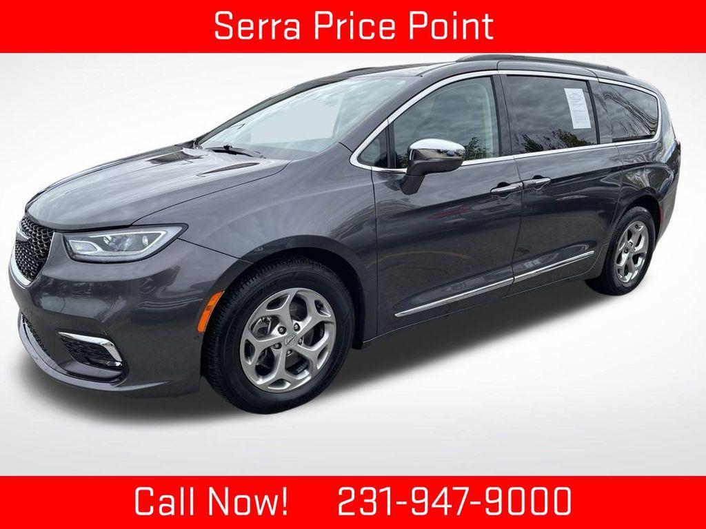 used 2022 Chrysler Pacifica car, priced at $28,911