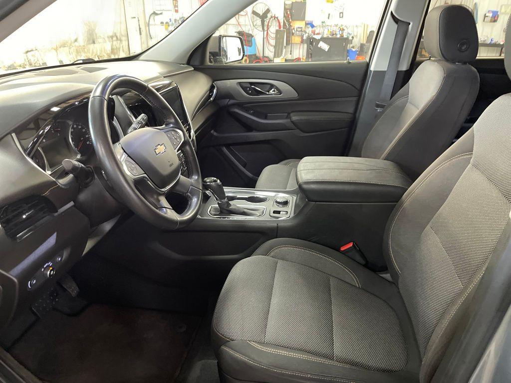 used 2018 Chevrolet Traverse car, priced at $13,522