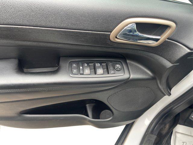 used 2015 Jeep Grand Cherokee car, priced at $10,611