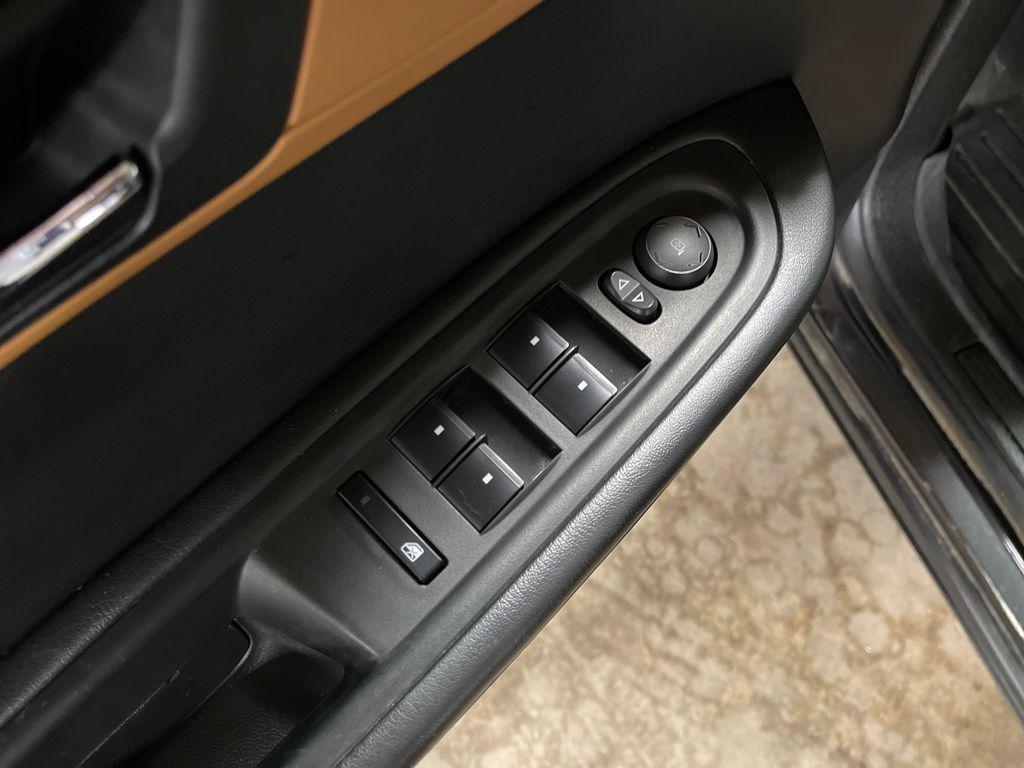 used 2014 Chevrolet Traverse car, priced at $4,811