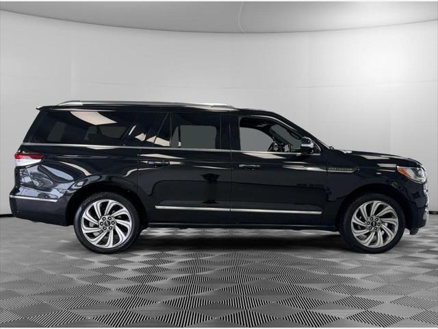 used 2022 Lincoln Navigator car, priced at $52,995