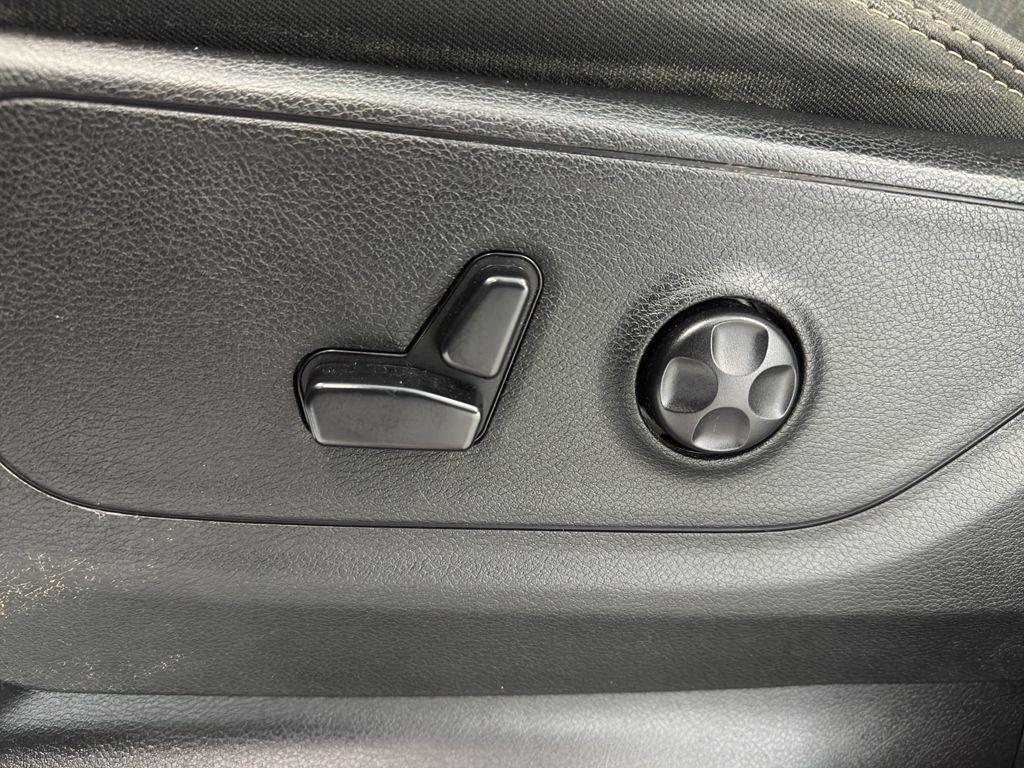 used 2019 Ram 1500 car, priced at $27,495