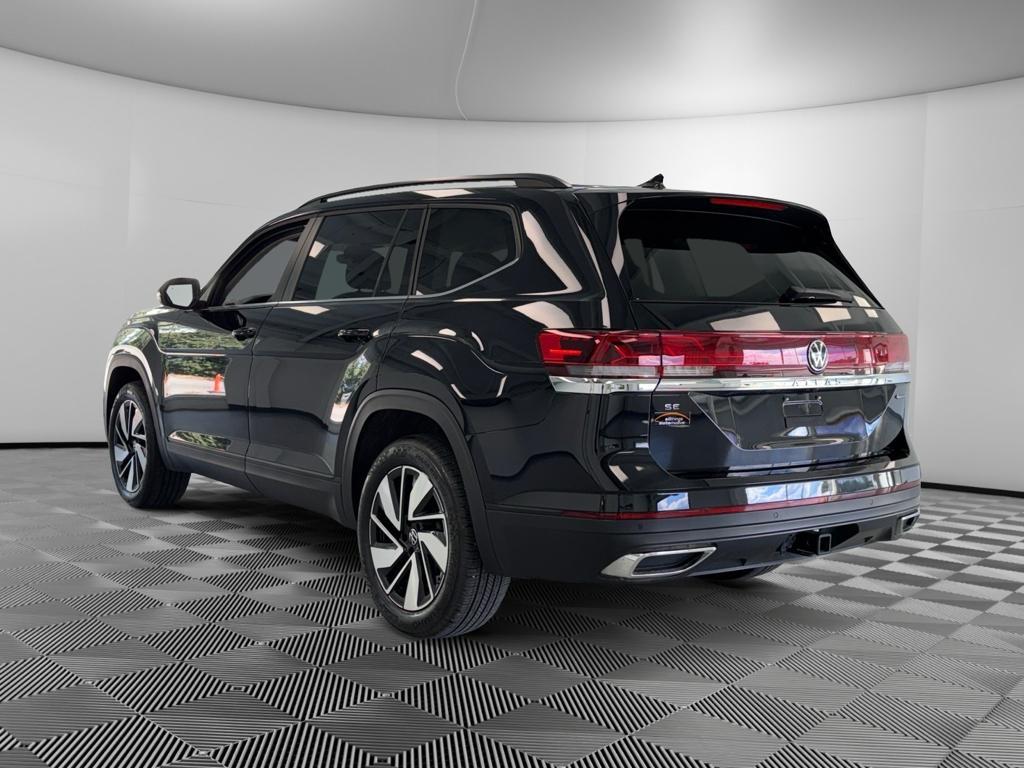 used 2024 Volkswagen Atlas car, priced at $34,995