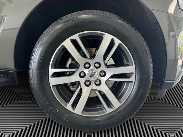 used 2024 Ford Expedition car, priced at $55,995