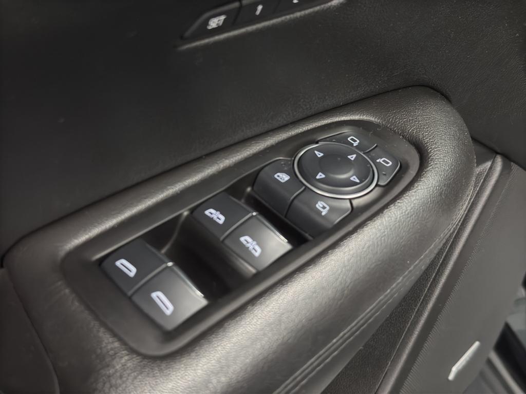 used 2017 Cadillac XT5 car, priced at $13,995