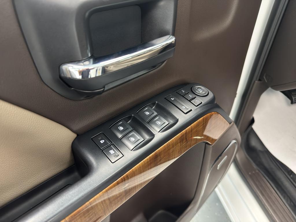 used 2018 GMC Sierra 1500 car, priced at $32,995