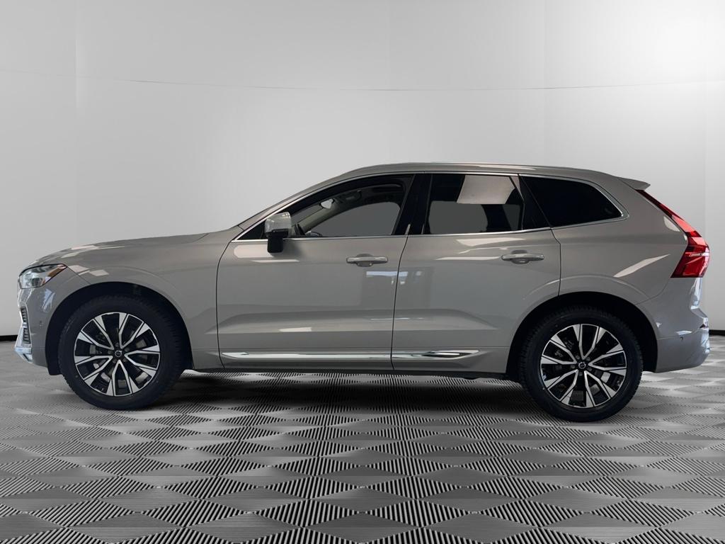 used 2023 Volvo XC60 car, priced at $31,995