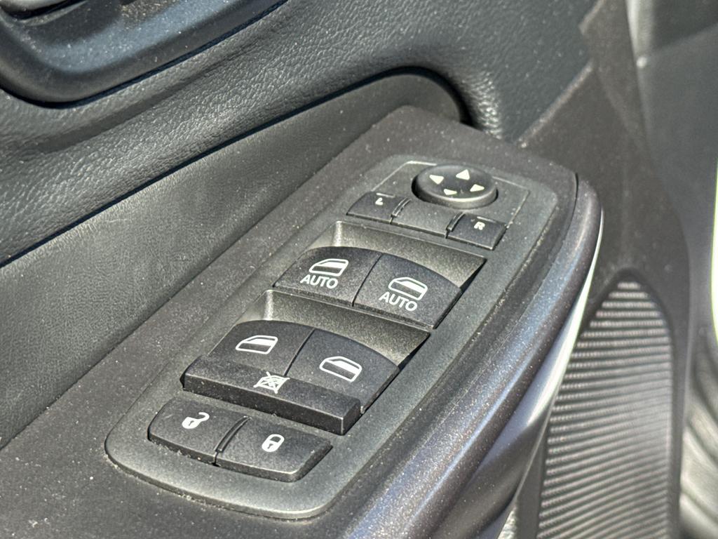 used 2020 Jeep Cherokee car, priced at $19,995